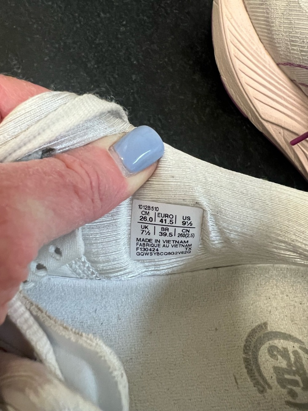ASICS - Picture 5 of 5